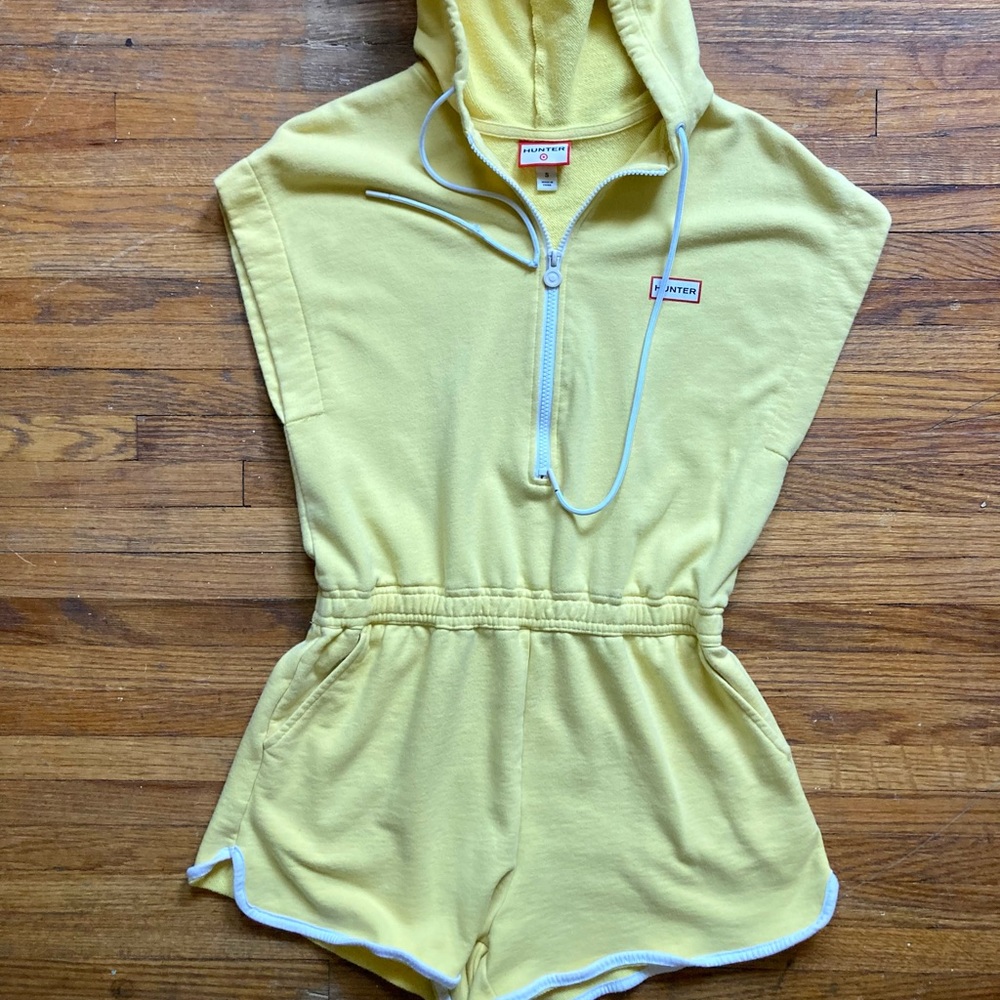 Vintage Hunter hooded romper